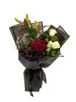 Romantic Valentine’s bouquet of red and white roses with lilies by Flowsent – flower delivery in Cairo and Giza