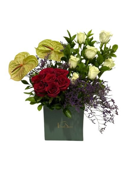 My Queen Valentine’s flower box with red and white roses by Flowsent – flower delivery in Cairo and Giza