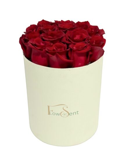 Love Note Valentine’s flower box with 15 red roses by Flowsent – flower delivery in Cairo and Giza
